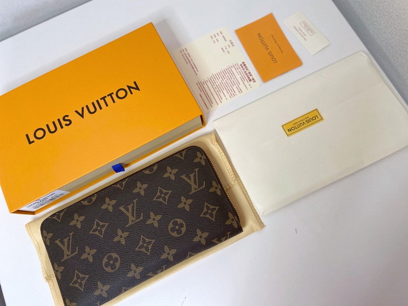 LV Wallets 328